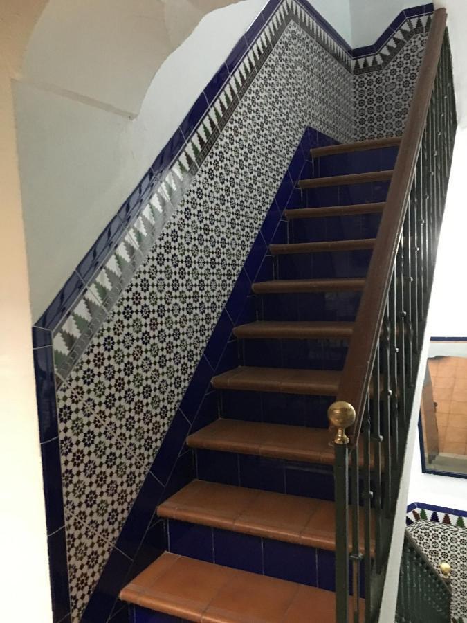 Pension Lisdos Sevilla Bagian luar foto
