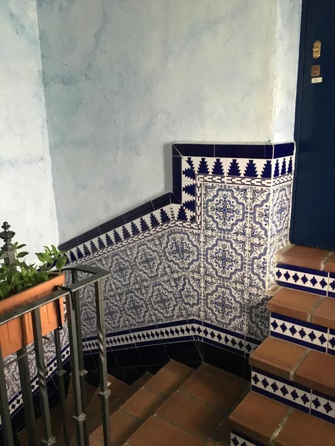 Pension Lisdos Sevilla Bagian luar foto