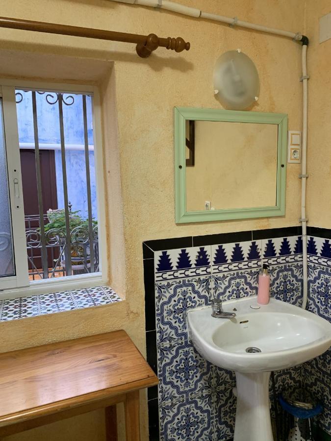 Pension Lisdos Sevilla Bagian luar foto